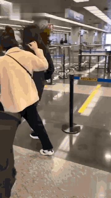 郑爽最新行程2017,郑爽最新行程揭秘,2017年星光闪耀的旅程,郑爽最新行程揭秘,星光闪耀的旅程 2017年追踪报道