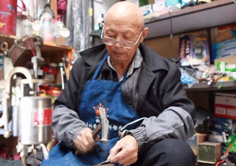 最新延迟退休方案,最新延迟退休方案,探索未来劳动力市场的渐进式改革之路,最新延迟退休方案,渐进式改革探索劳动力市场未来之路