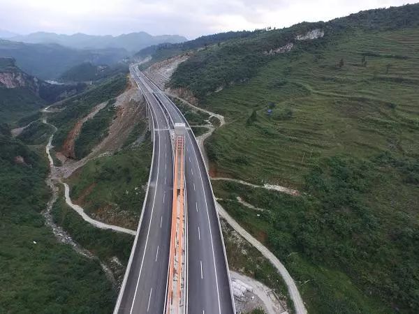 毕节高速公路最新消息,毕节高速公路最新消息，迈向更加畅通的未来，毕节高速公路最新动态，迈向更加畅通的未来之路
