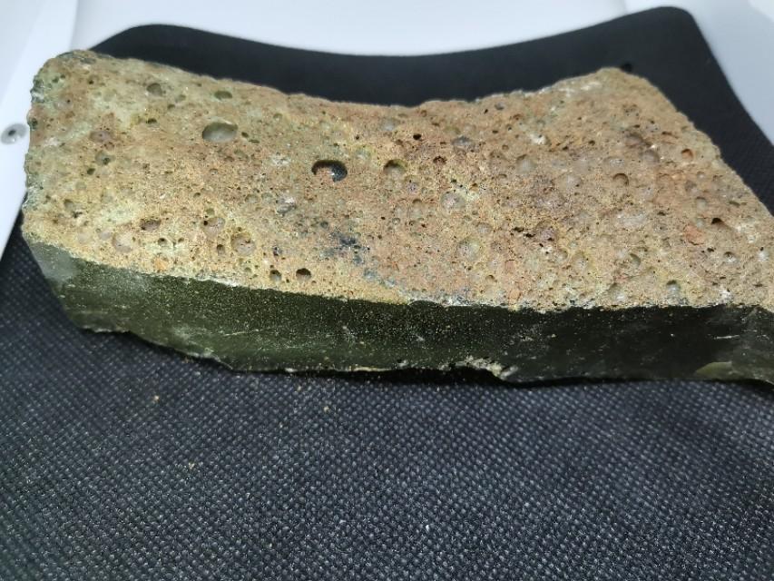 玻璃陨石最新消息,玻璃陨石的最新消息，揭示神秘面纱下的奇迹之旅，玻璃陨石最新动态揭秘，神秘面纱下的奇迹之旅探秘新发现